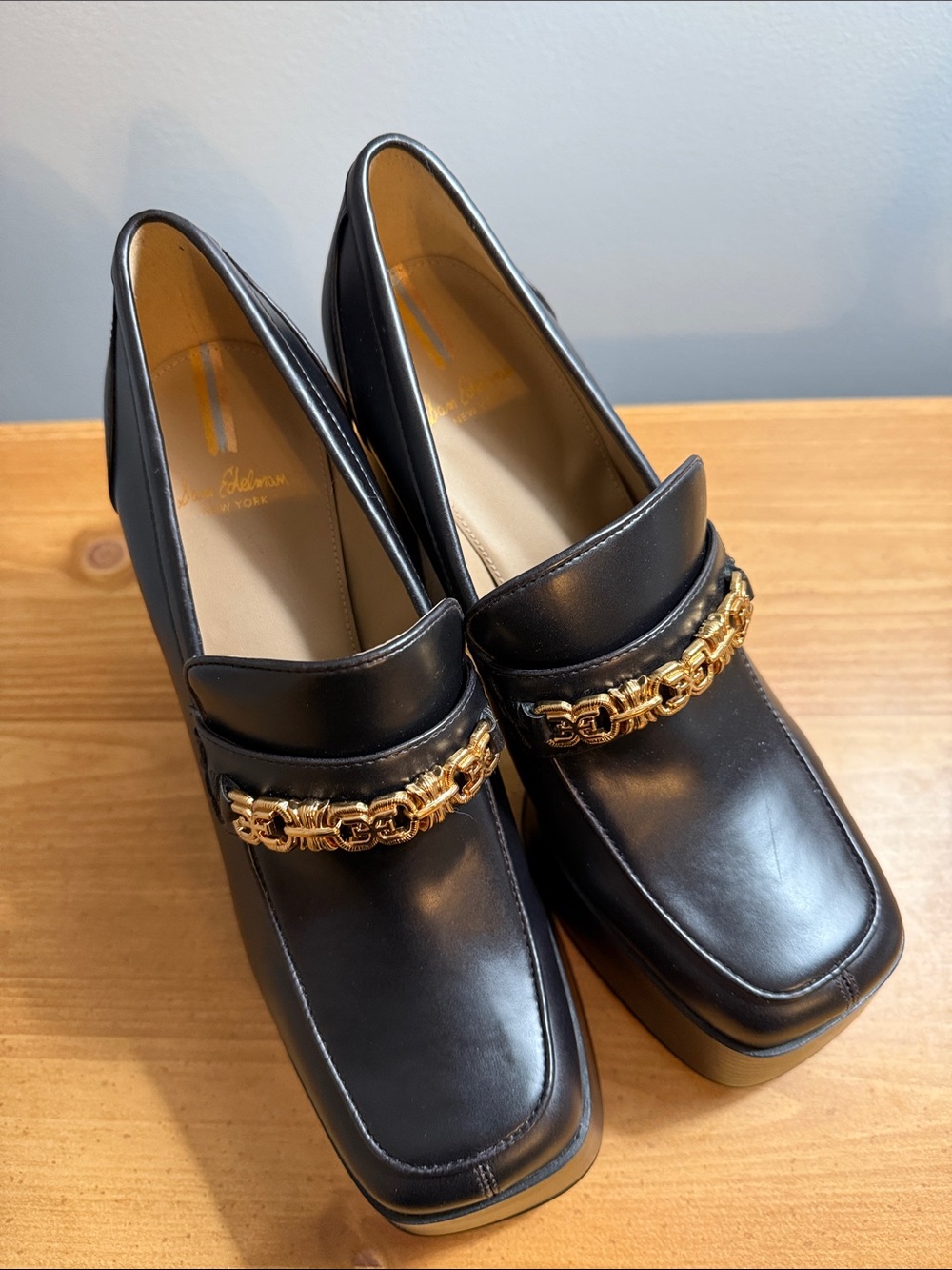 Sam Edelman Black Leather Rowe Platform Loafer with Gold Chain Detail - Picture 2 of 4
